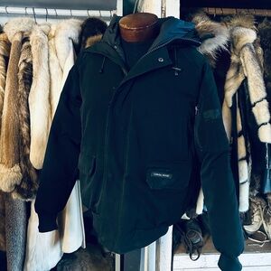 Canada Goose Black Hooded White Duck Down Puffer Jacket w/ Coyote Fur